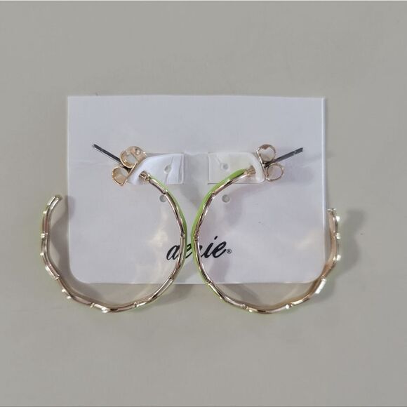 aerie Gold and Green Wavy Hoop Earrings - Picture 5 of 8